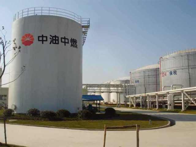 中油工程600339 主力“瞞天過?！辈呗韵碌墓こ炭辈彀鍓K動向分析